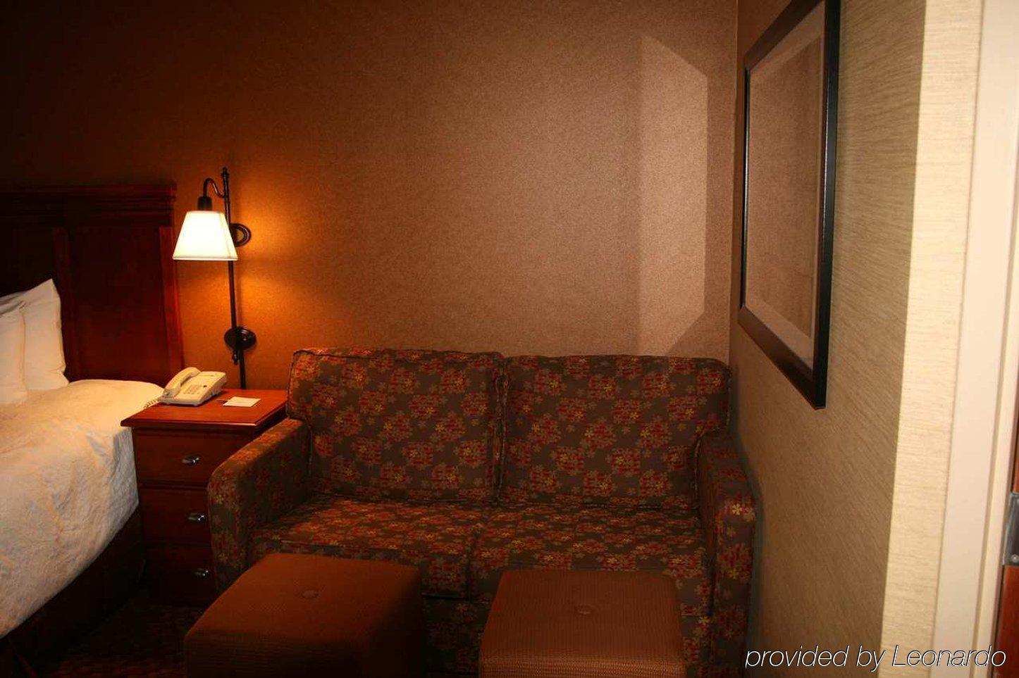 Hampton Inn East Peoria Room photo