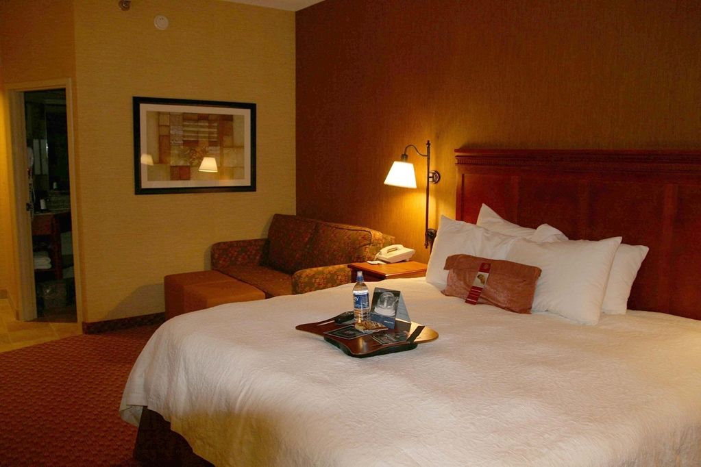 Hampton Inn East Peoria Room photo